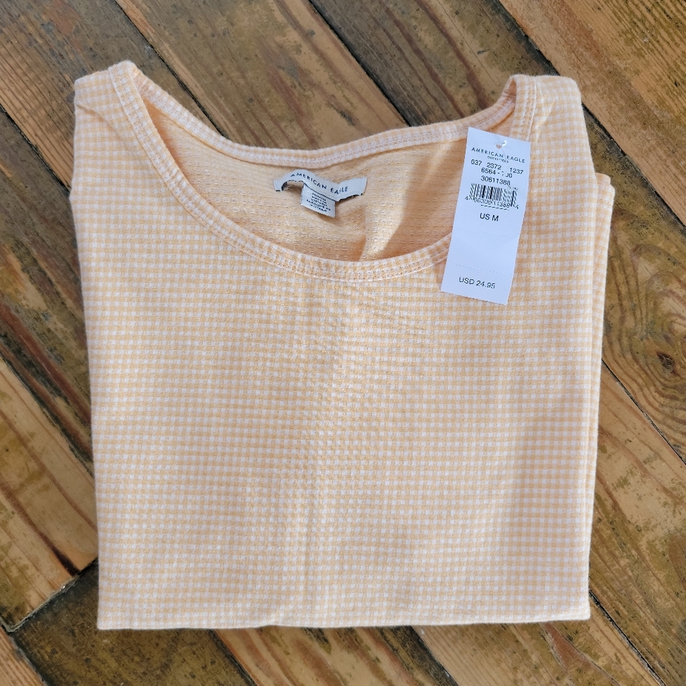NWT American Eagle Outfitters yellow checked tshirt